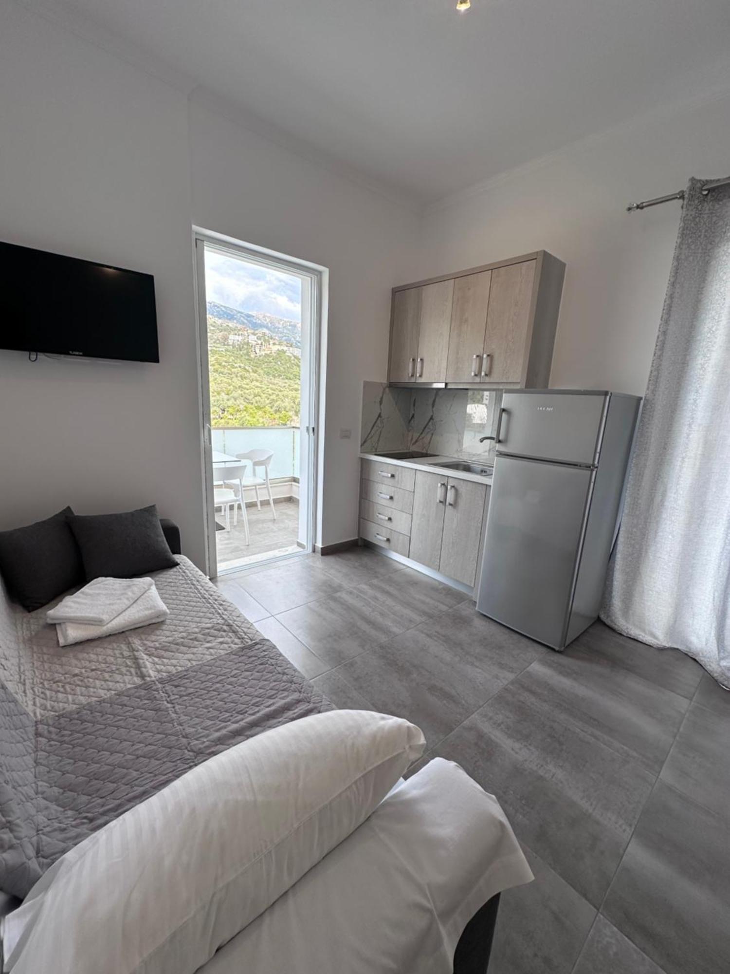 Vila Melina Himarë Exterior foto